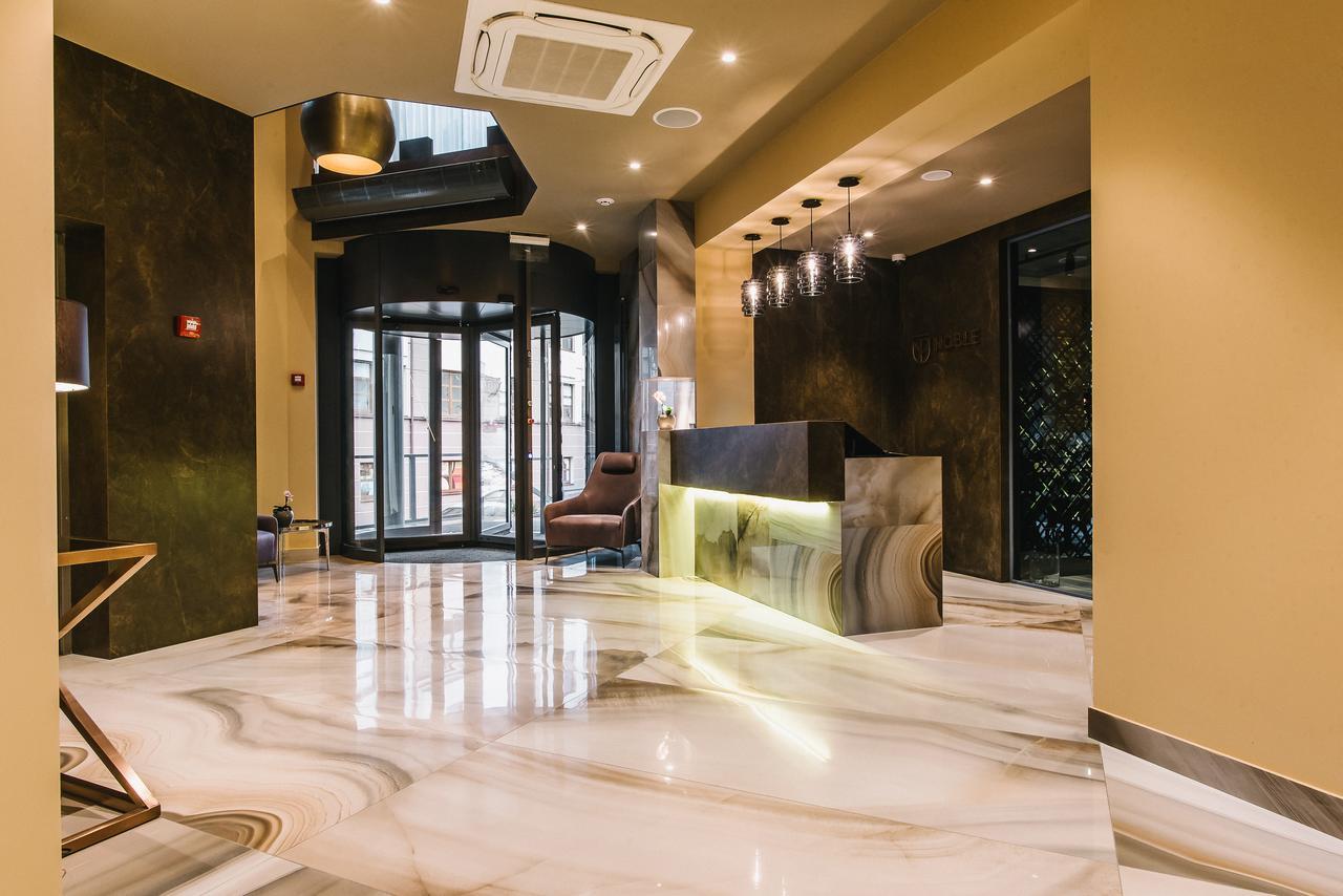 Noble Boutique Hotel Lutsʼk Dış mekan fotoğraf